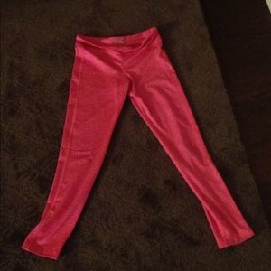 Skinny pink leggings